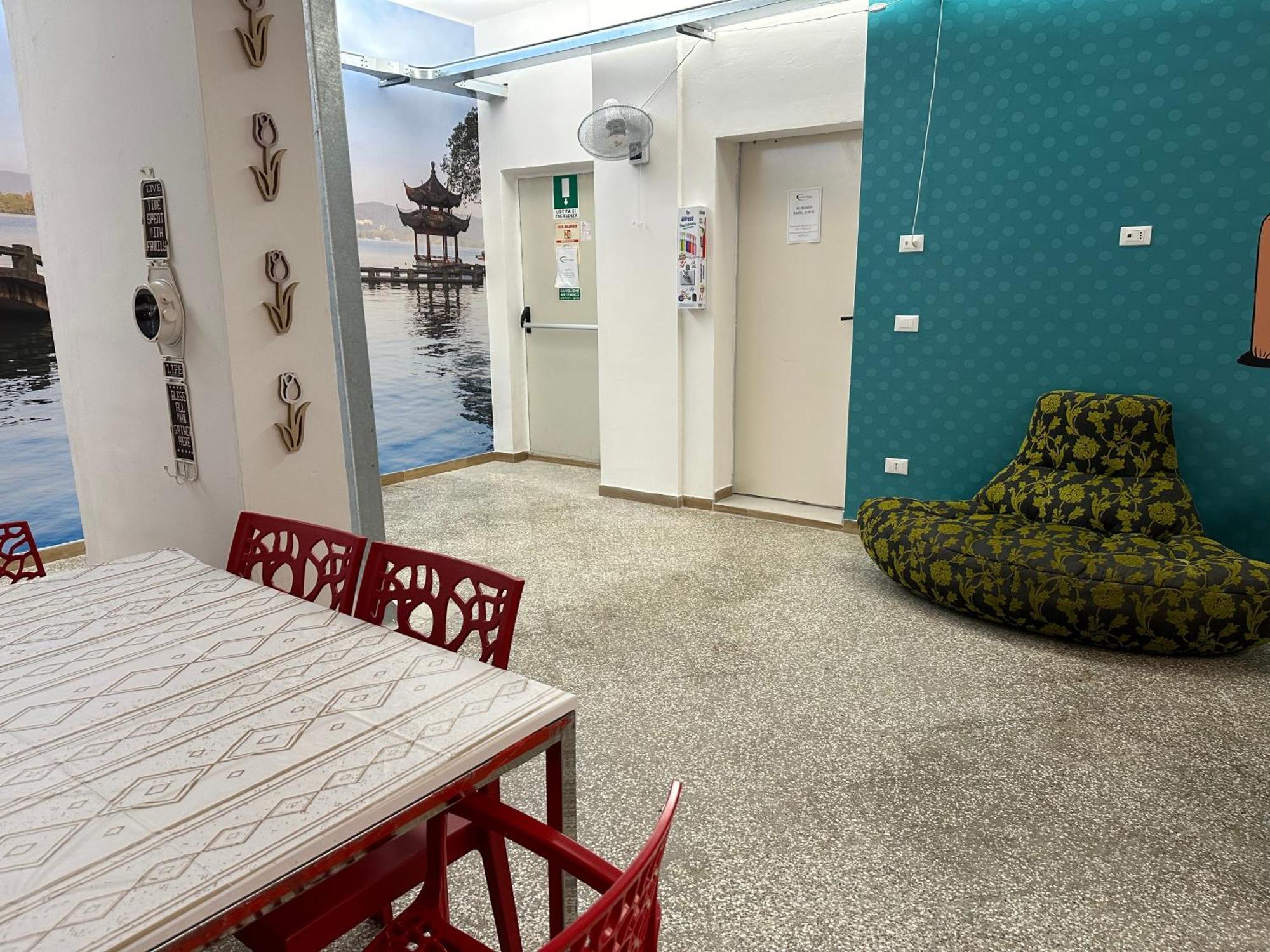 Cconforthotels Host Bari Centrale Zewnętrze zdjęcie
