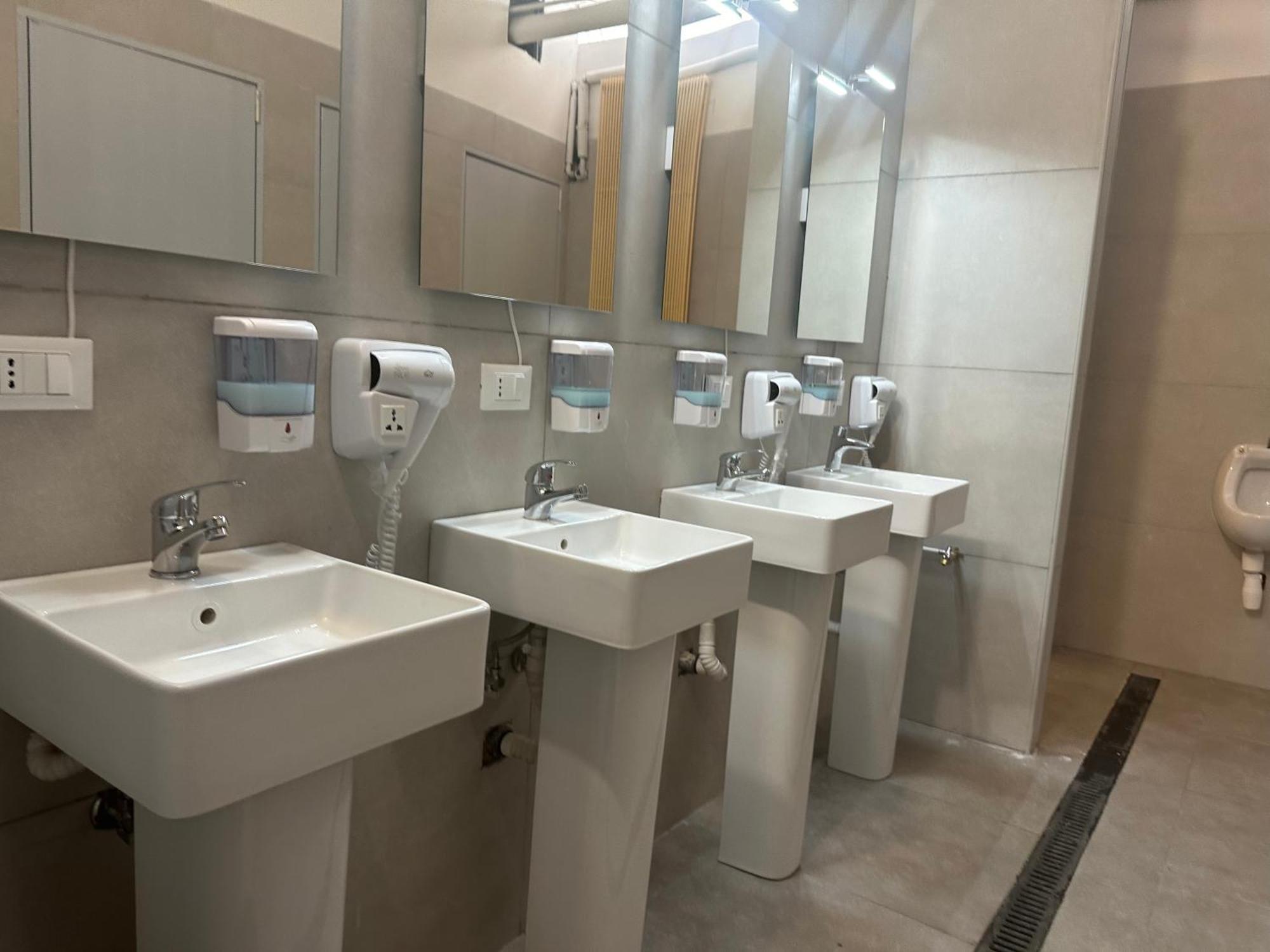 Cconforthotels Host Bari Centrale Zewnętrze zdjęcie